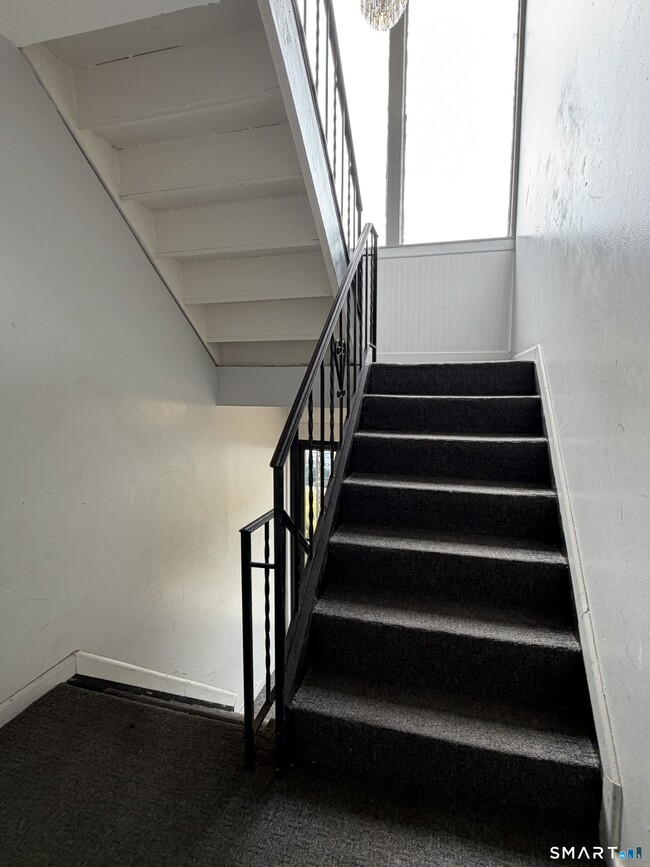179 Elm St Unit 6