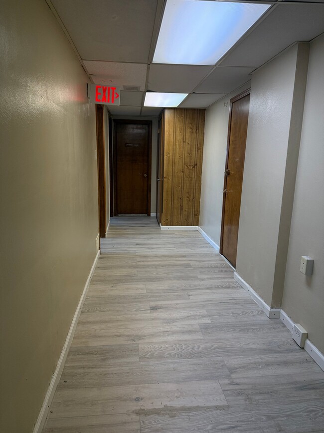 Photo - 4141 Brownsville Rd