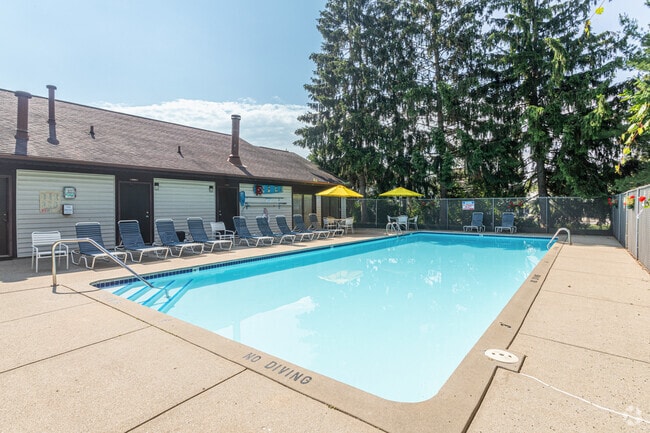 Piscina - Beckwith Place Apartments