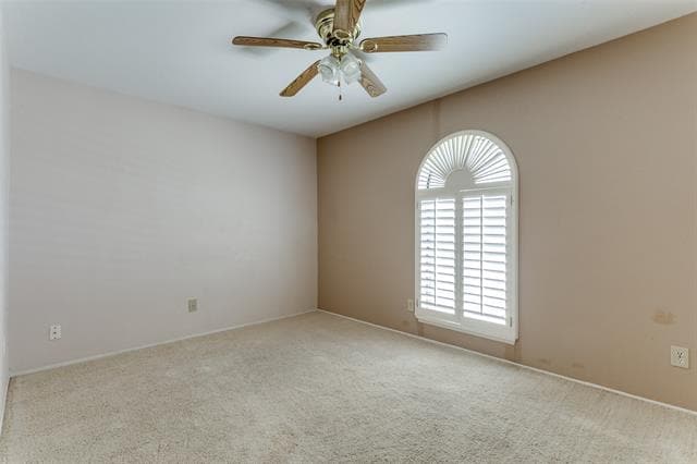 Photo - 410 Cambria Dr
