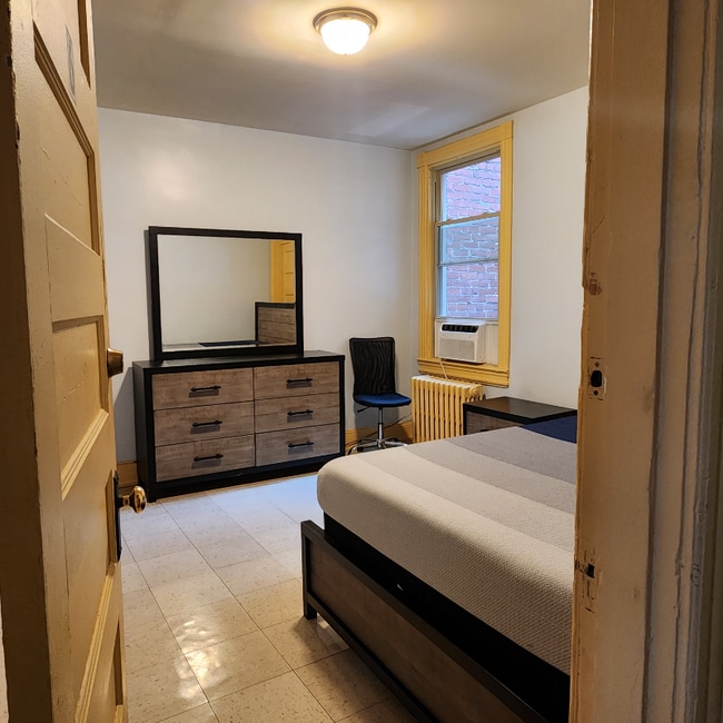 Building Photo - 1737 North Capitol St NE Rental