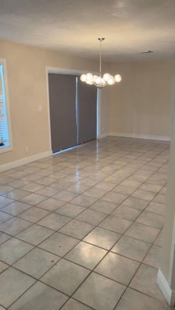 Photo - 5855-5855 Northpointe Ln