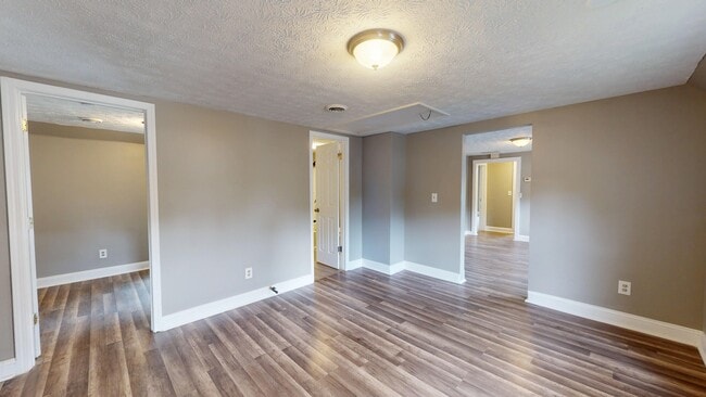 Photo - 4221 Newark Ave