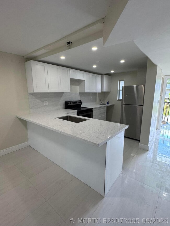 8000 Fairview Dr Unit 209