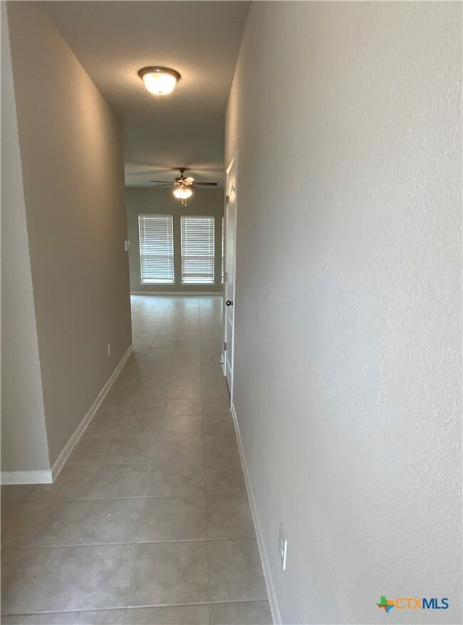 Photo - 1607 Curlew Ln