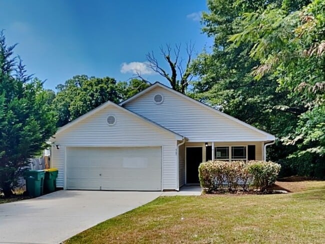 Building Photo - 4761 Tuong Yen Ct
