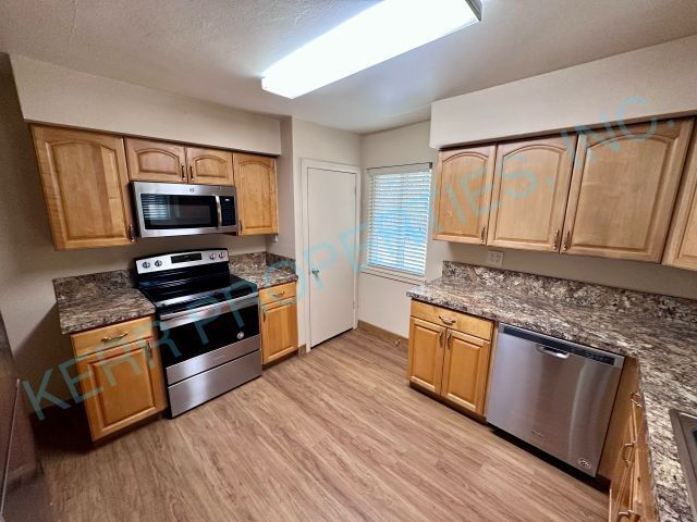 Photo - 32803 SE Carpenter Ln