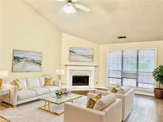 Photo - 3287 Crossfield Ln