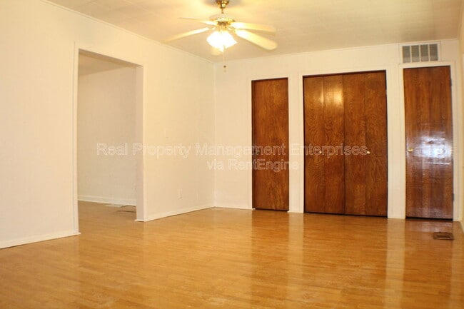 Photo - 1129 SW 35th St