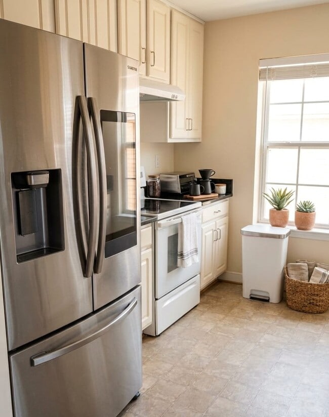 Photo - 4720 Twin Hickory Lake Dr