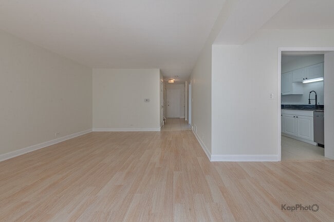 Photo - 713 Mariners Point