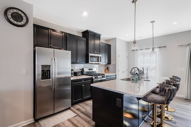 Photo - 6616 Pathfinder Wy