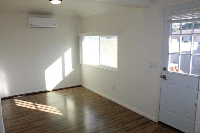 Photo - 1Bed/1Bath in Vista~ E. California
