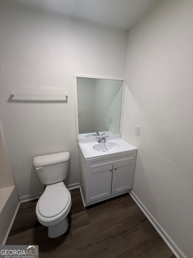 Photo - 345 Rustwood Dr