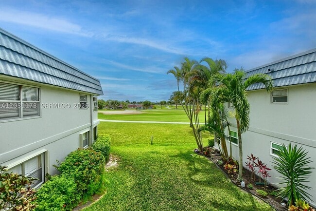 Building Photo - 227 Tuscany Ln Unit 227