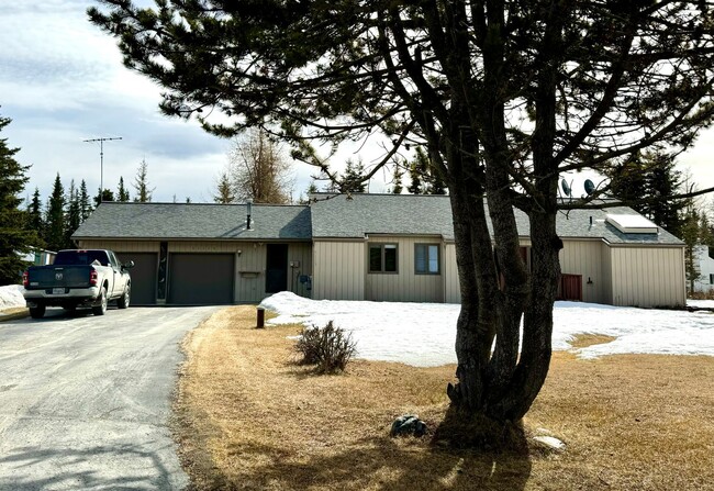 LIKE NEW REMODEL! - LIKE NEW REMODEL! House