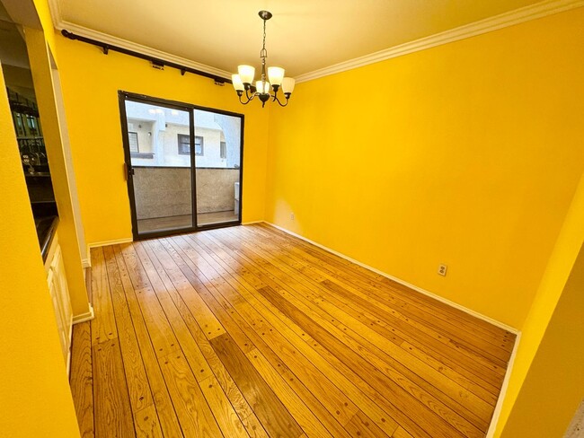 Photo - *** Charming 4 bed 3.5 bath Alhambra Townhome ***