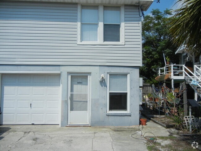 Building Photo - 1512 First St Rental