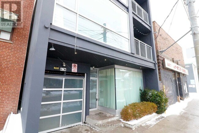 Photo - 214 Bathurst St Unit PH3A