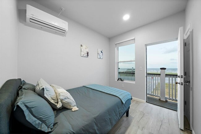 Photo - 801 Avenue K Unit D