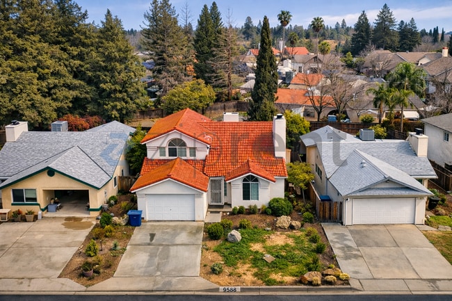 Photo - 9588 N Boyd Ave