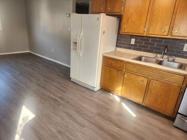 Photo - 507 Grant St Unit D