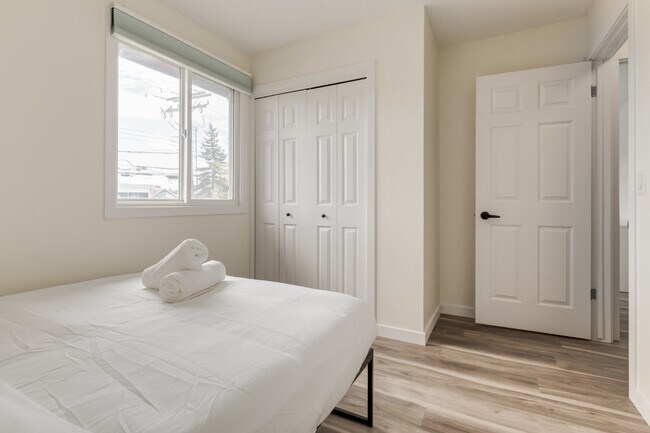 Photo - Bowness Complex