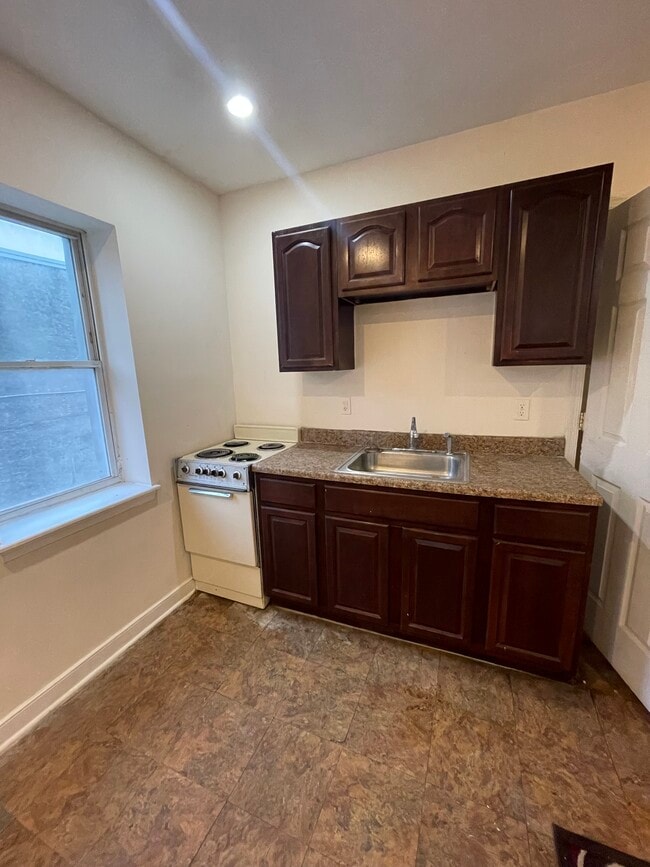 Photo - 3427 N 2nd St Unit 2r