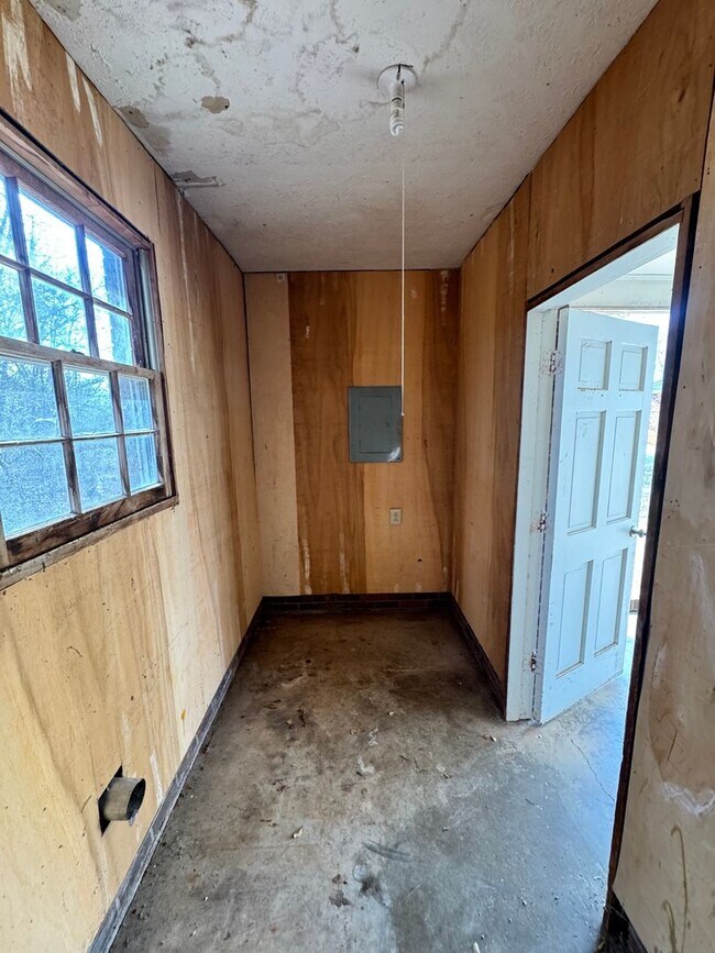 Photo - 2 bedroom / 1 office / 1 bathroom in Shelby, NC