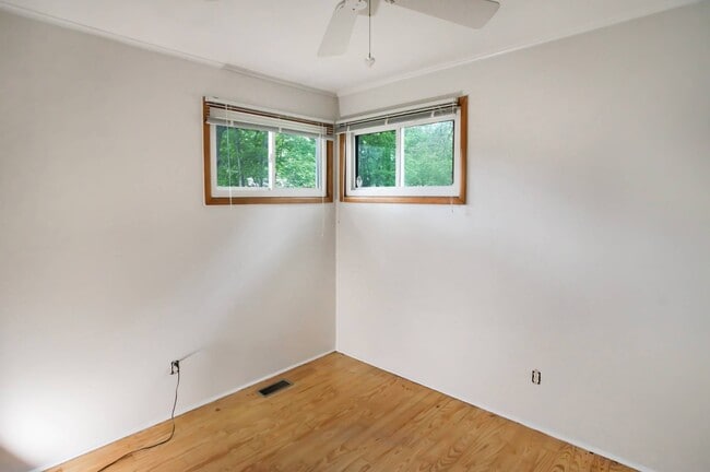 Photo - 114 Lynncliff Rd