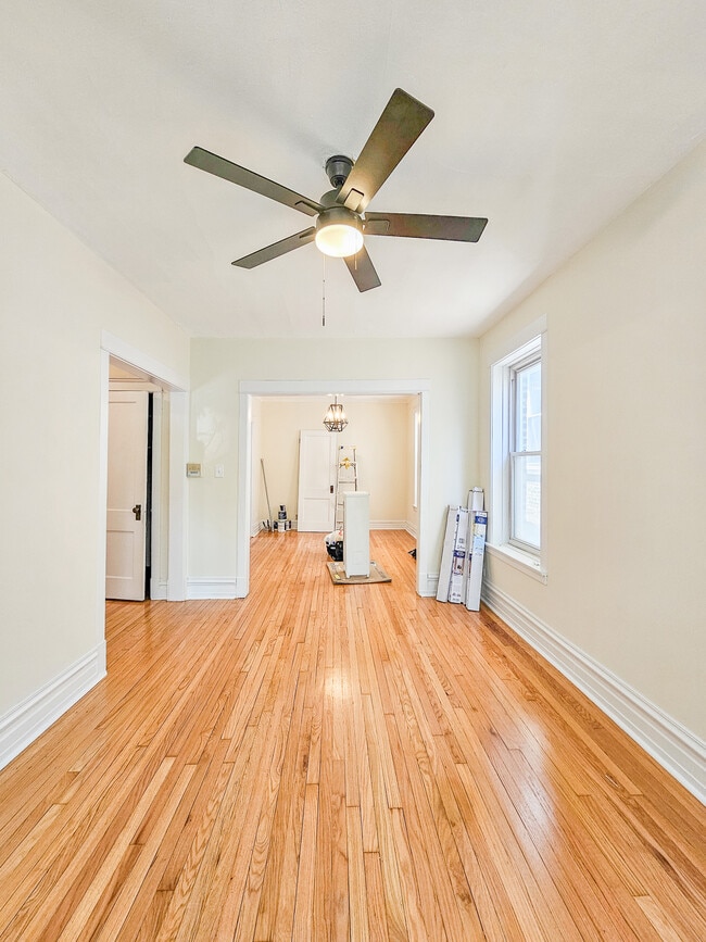 Photo - 1844 W Grace St Unit #2E