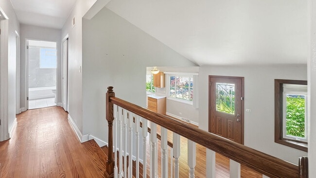 Photo - 1049 S Norbury Ave