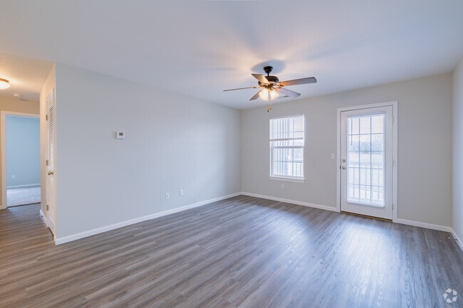 2BD 1 BA Main Living Area