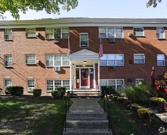 Radnor Manor Apartments Fair Lawn, NJ