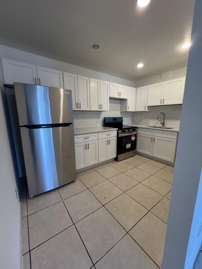 Photo - 4129 NW 88th Ave Unidad 202