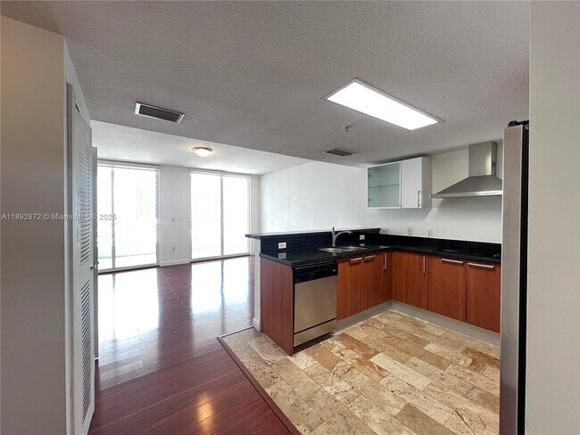 Photo - 170 SE 14th St Unit 2107