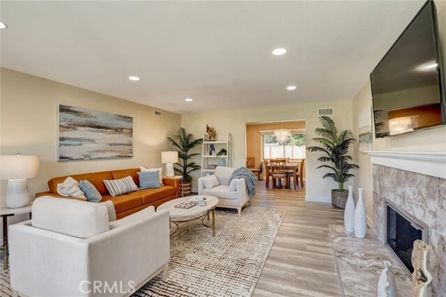 Photo - 1591 Pegasus St