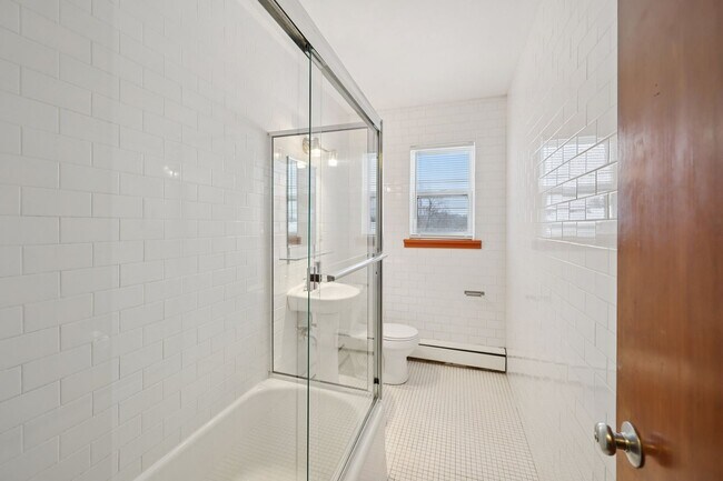 Photo - East River Terrace