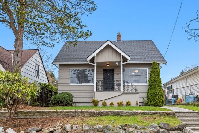 Building Photo - 3bd/1.75ba Seattle Home