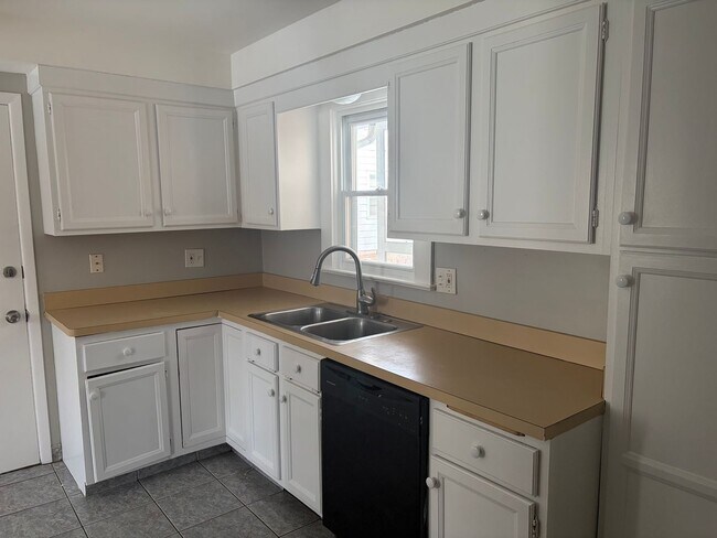 Photo - Beautiful single family home on a very Quiet street