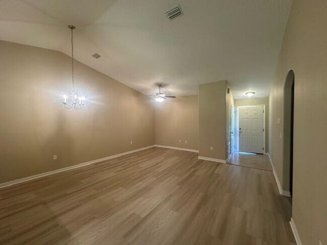 Photo - Duplex for rent