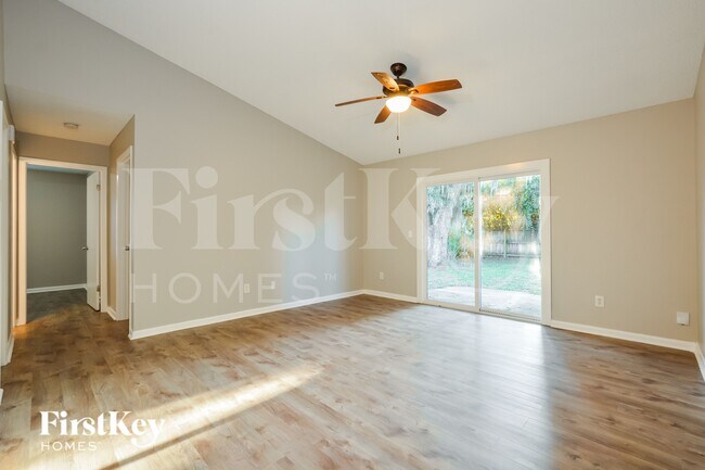 Photo - 2526 Needle Palm Dr