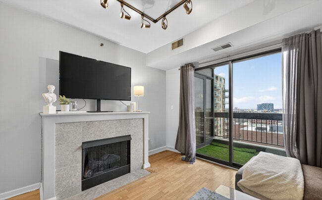 Photo - 1212 N Wells St Unit 1205