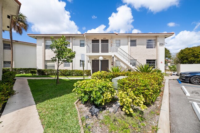 Building Photo - 3258 Coral Ridge Dr Unit 3258