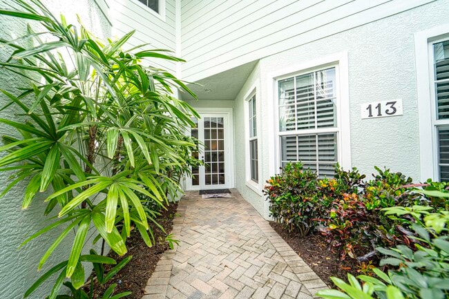 Building Photo - 2320 Water Oaks Ln Unit 113 Rental