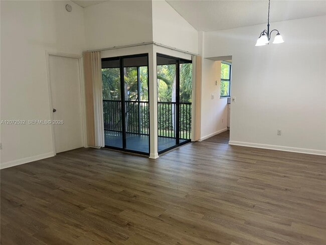 Photo - 1055 N Franklin Ave Unidad 1055D