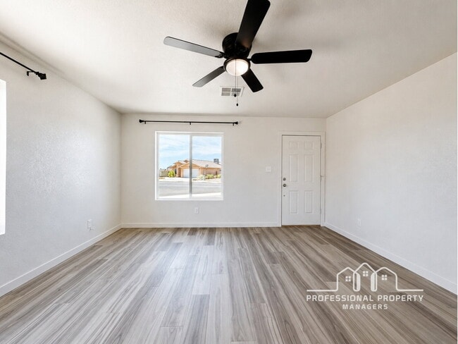 Photo - 4-bedroom, 2-bathroom home in Desert Oasis