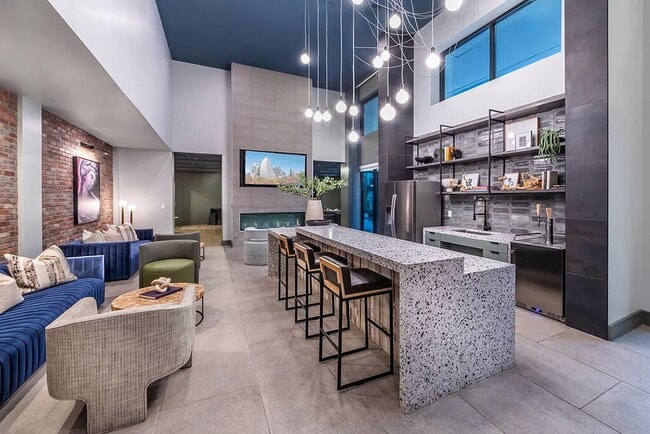 Building Photo - Luca Apartments