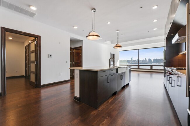 Photo - 9 Somerset Ln Unit 206