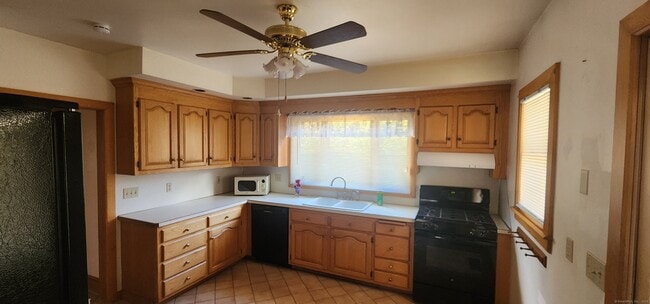 Photo - 1129 N Colony Rd